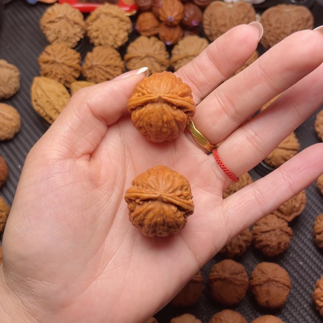 ****七文玩核桃把件大团圆