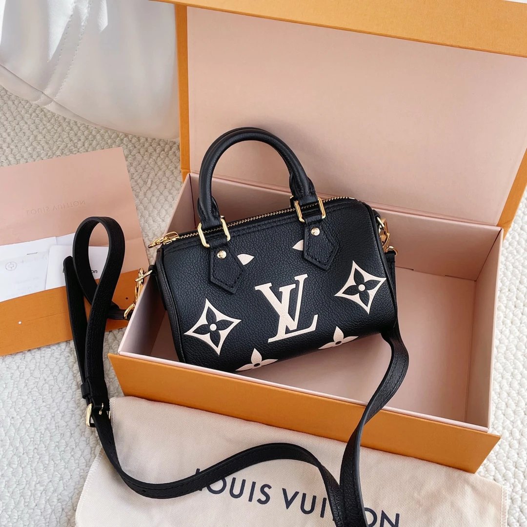 99新 LouisVuitton/路易威登 全皮黑花speedy nano BJM12-2584