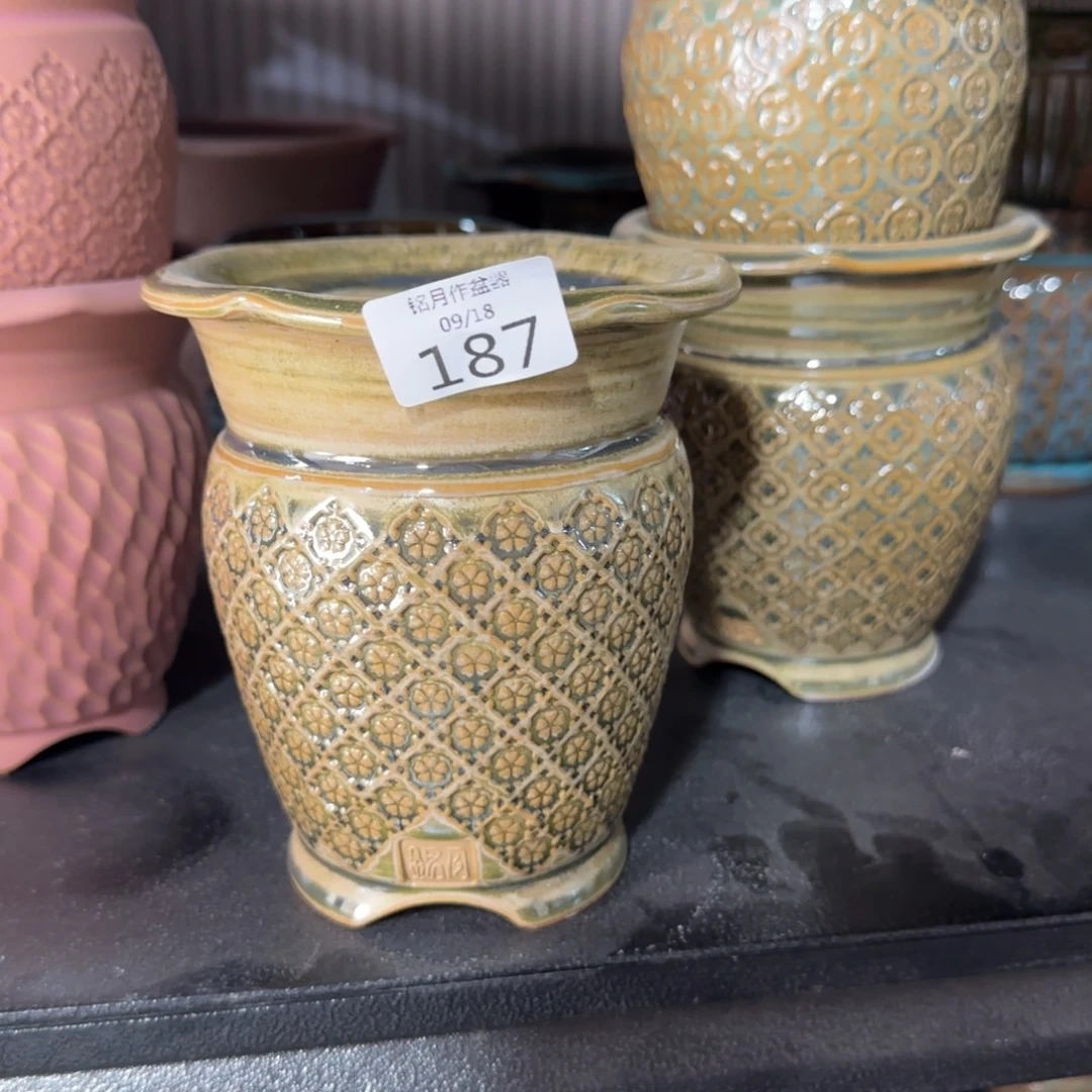 积***克手工花盆 187 内口口径 8cm