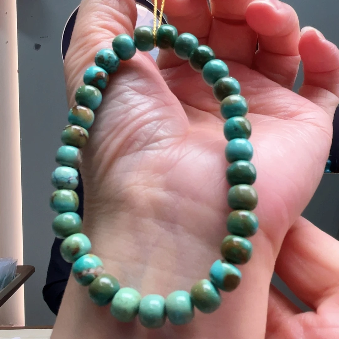 绿松石未镶嵌颈饰