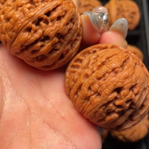 文玩核桃吊坠秦岭山脉核桃