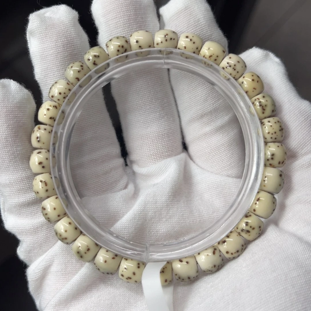 星月菩提吊坠9.5/8.5绿背鼓珠大留白