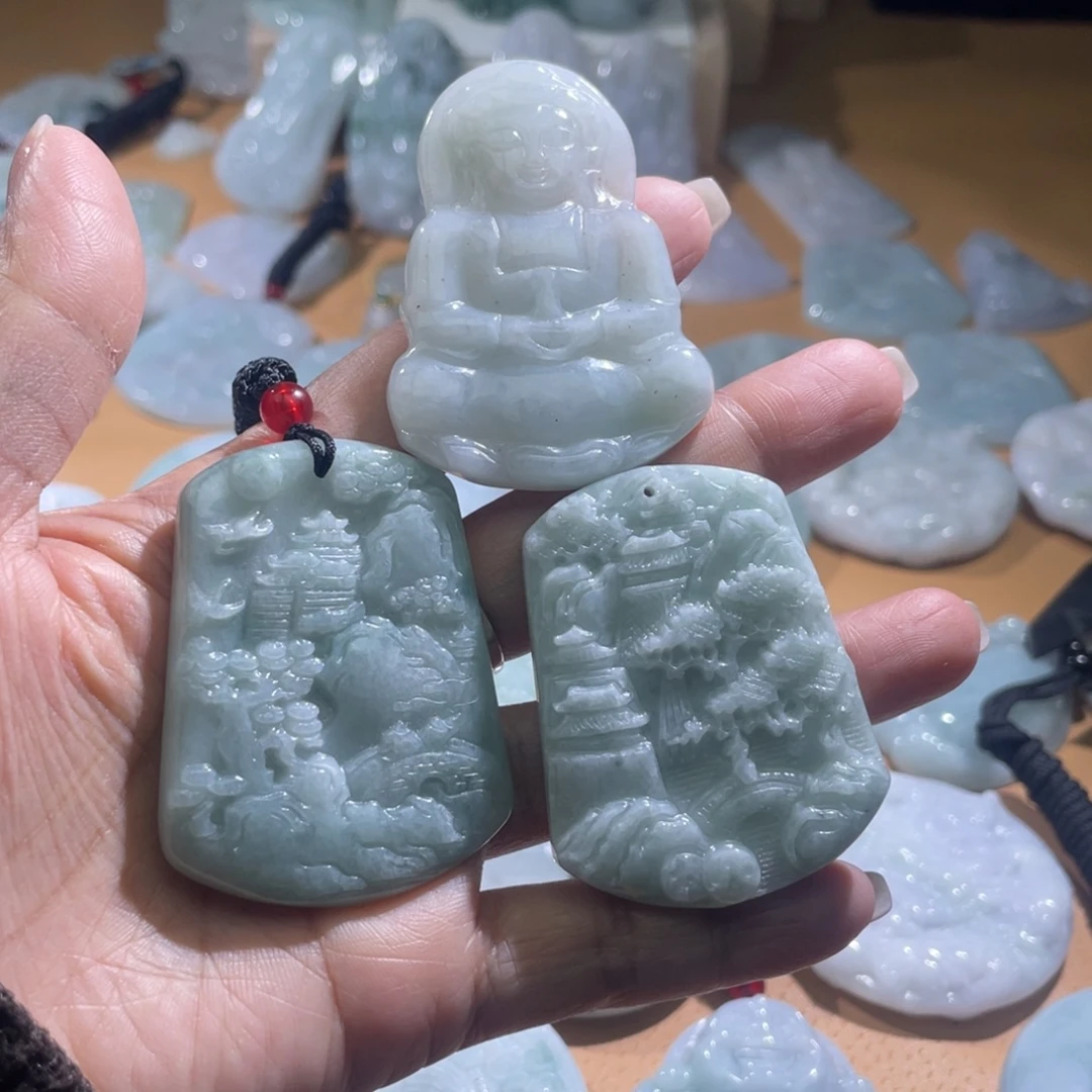 翡翠未镶嵌颈饰翡翠三个