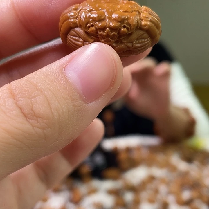 橄榄核吊坠橄榄核