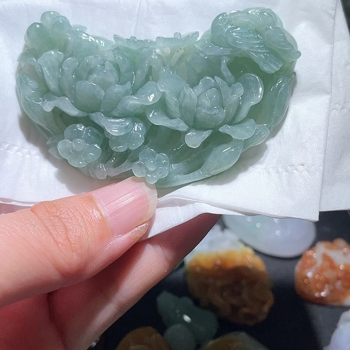 颈饰未镶嵌翡翠天