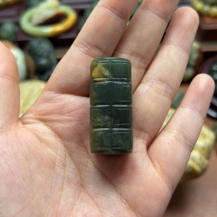 和田玉未镶嵌珠宝奇石