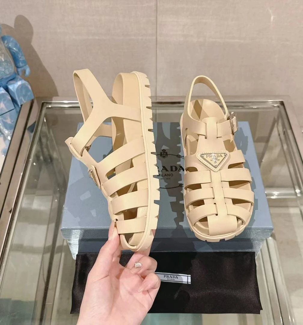 未使用 Prada/普拉达 /六六/休闲鞋