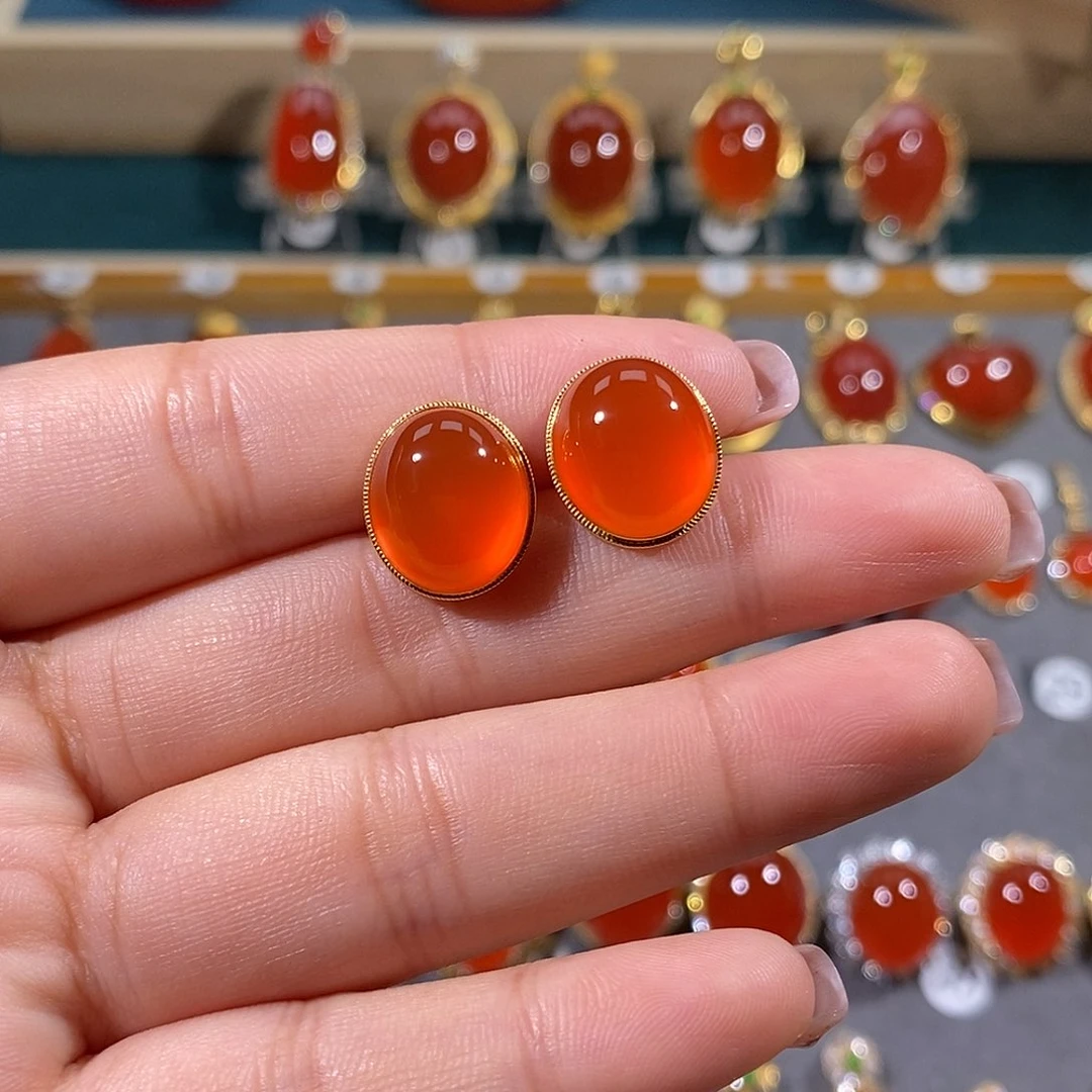 南红玛瑙耳饰18K金镶嵌东****艺