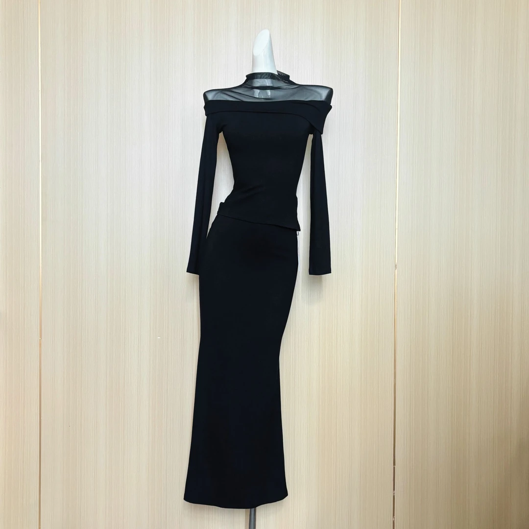 2025年秋季性感纯欲长袖T恤女秋季新款修身显瘦气质包臀