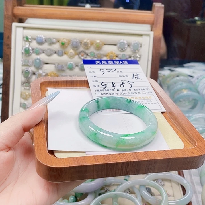 翡翠未镶嵌颈饰天然翡翠Ａ货
