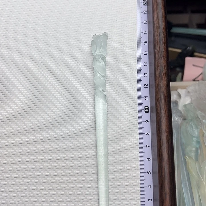 蛇纹石玉未镶嵌发簪玫瑰