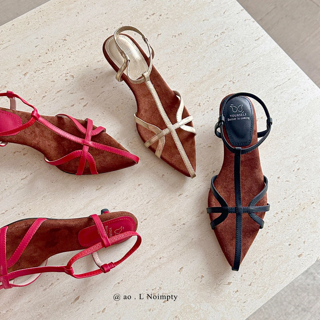 3.5cm牛皮百搭时装凉鞋中跟露趾性感女尖头凉鞋法式欧美时尚女