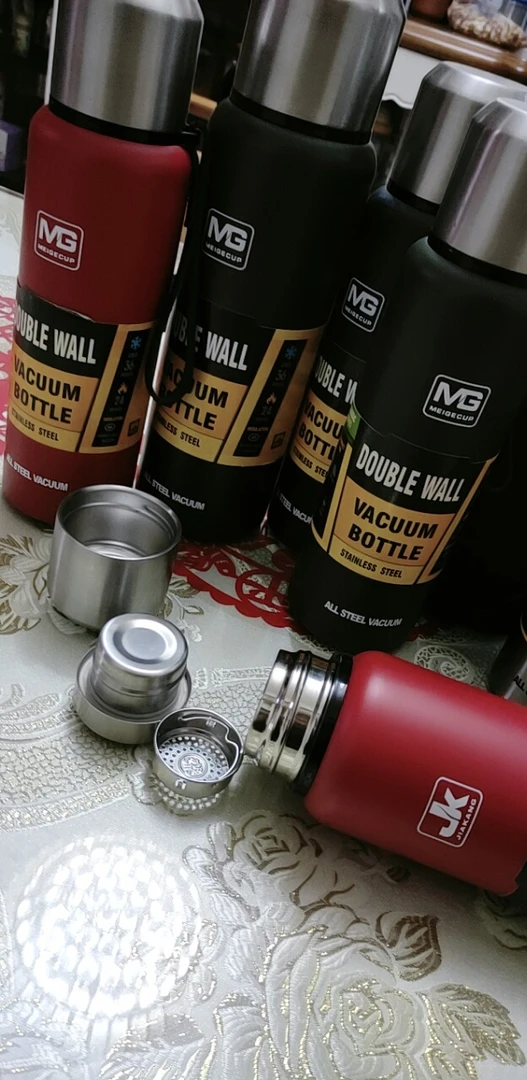 304全钢保温杯750毫升