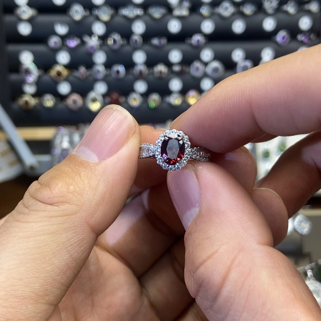 银S925镶嵌蛇纹石玉手镯朶****）