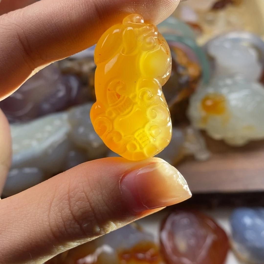 玛瑙/玉髓未镶嵌颈饰