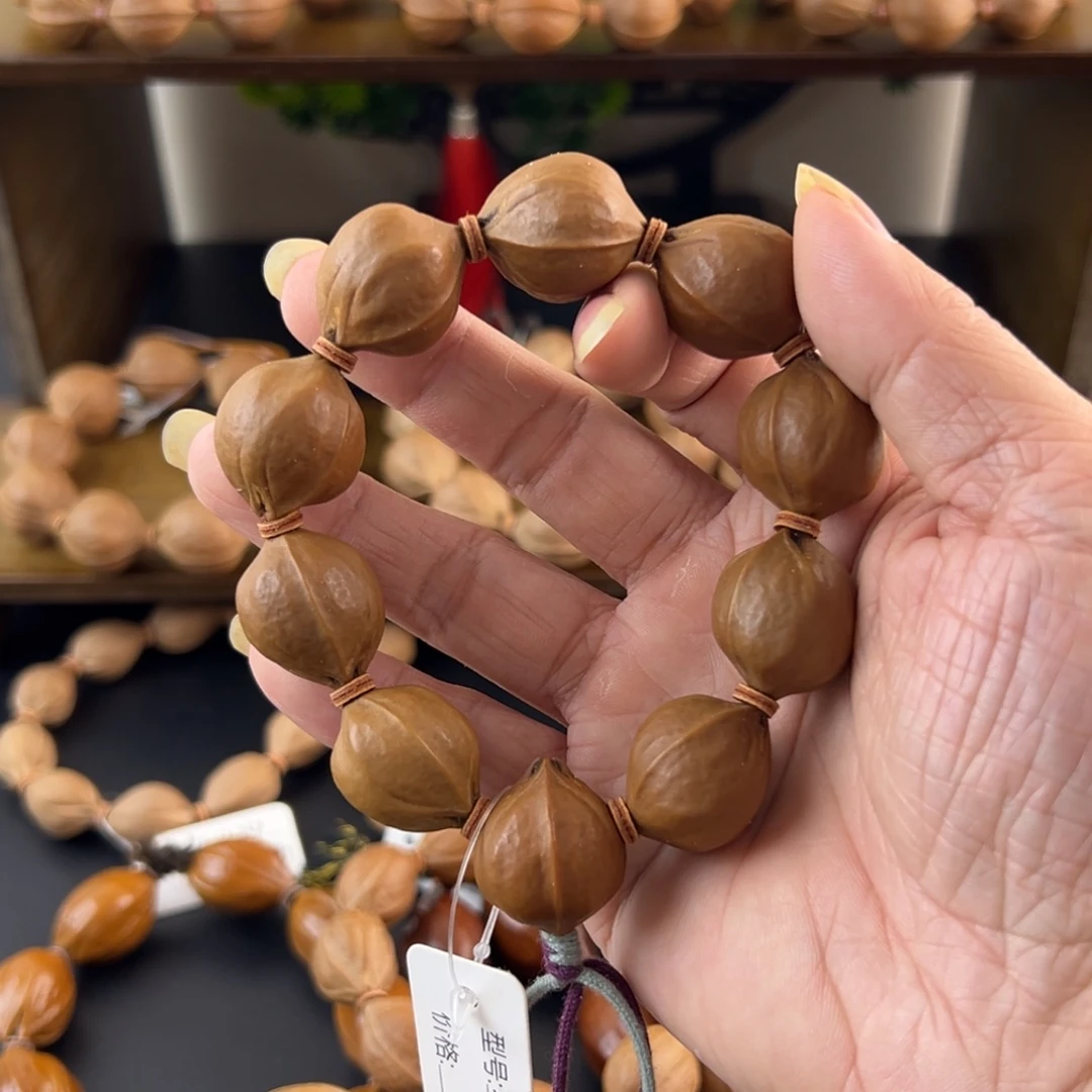 橄榄核吊坠梅林铁核老树核素串2024