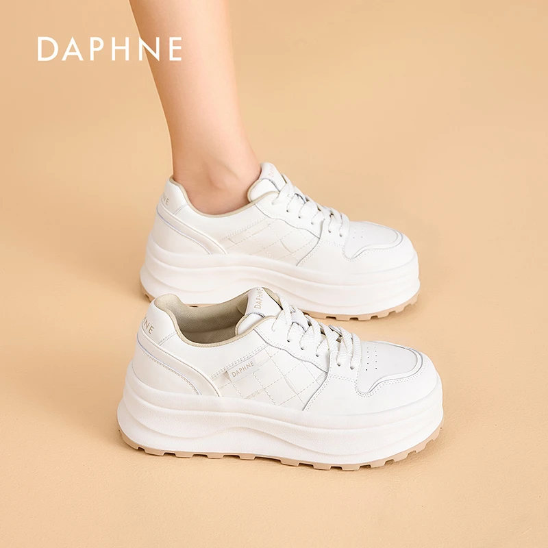 达芙妮女鞋2025春季板鞋厚底增高小白鞋休闲舒适网红爆款高级L