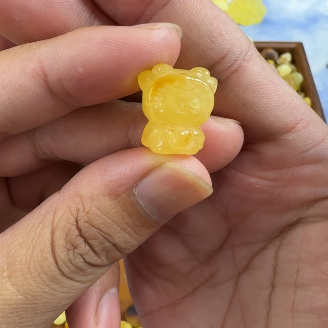 琥珀未镶嵌珠宝奇石