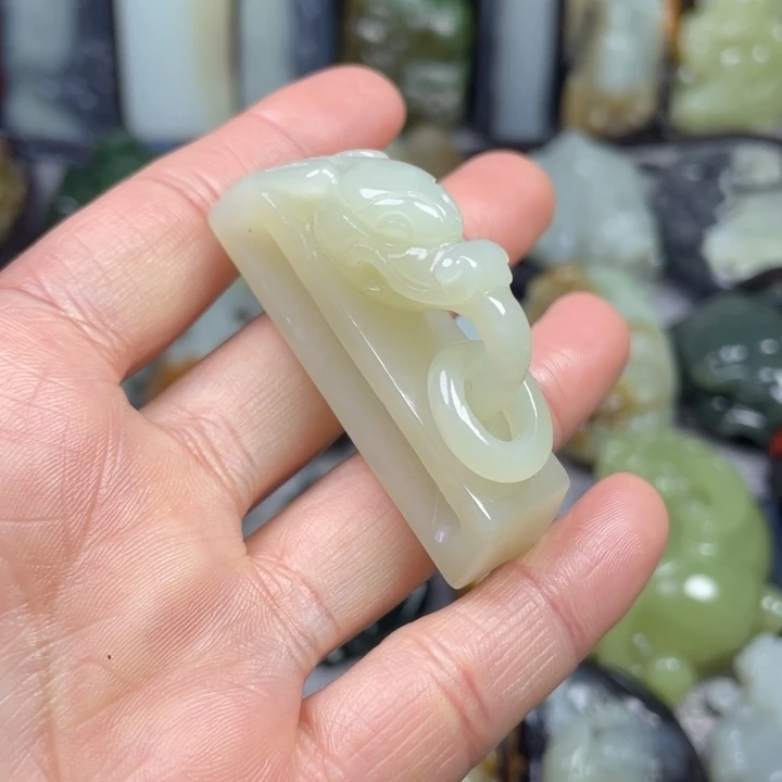 和田玉未镶嵌挂件