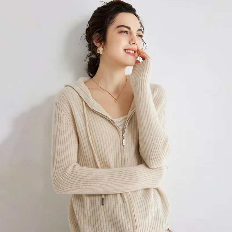 2025新款女士连帽抽条小山羊绒拉链连帽帽衫