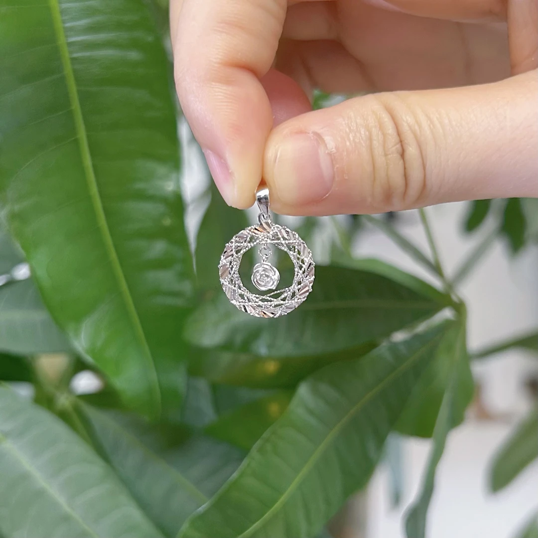 铂金Pt950捕梦网玫瑰花吊坠爆闪【不支持7天无理由退换货】