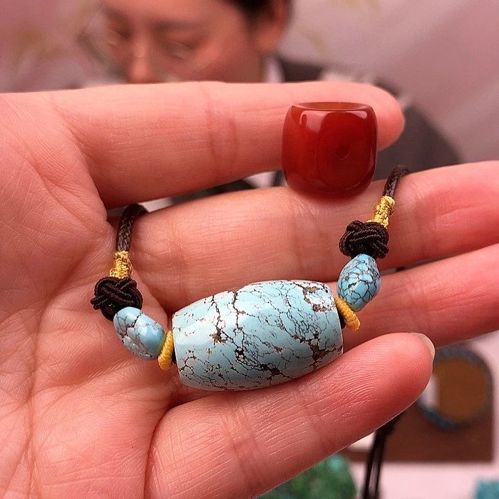 冬***季玛瑙/玉髓未镶嵌原矿