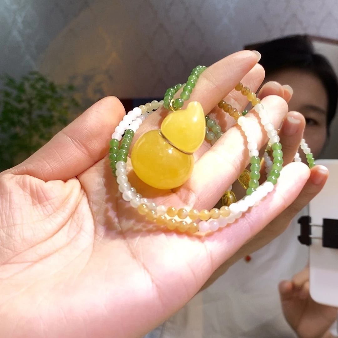 琥珀未镶嵌裸石琥珀