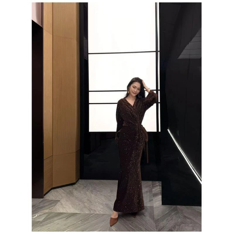 【希纳女神】性感风V领优雅风时尚修身显瘦气质连衣裙