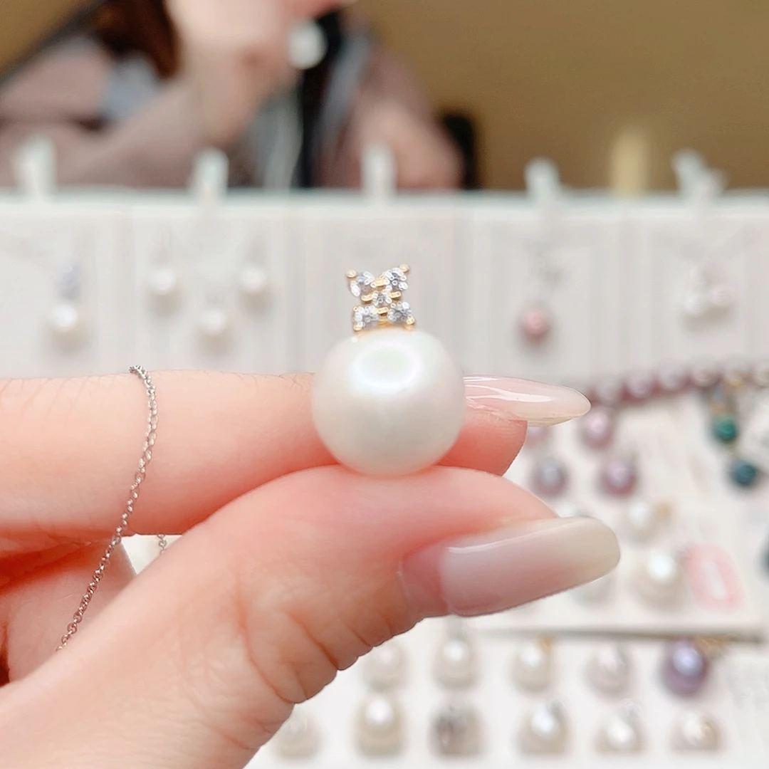 淡水珍珠吊坠(赠链)合金