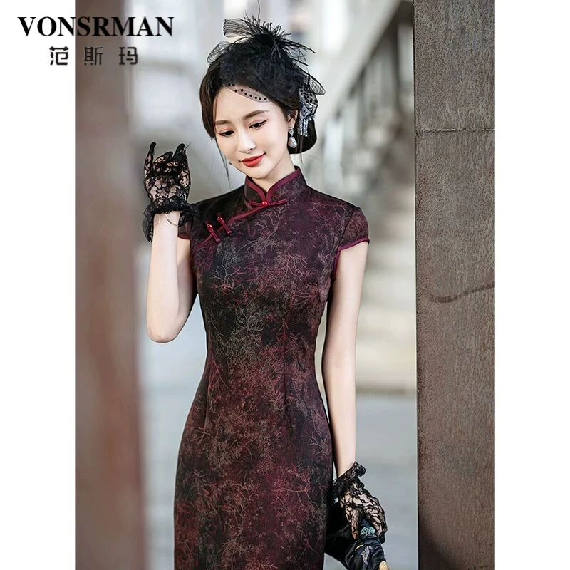 高贵高级感旗袍婚宴装2025年新款春季高端妈妈装高级感暗红色婚礼