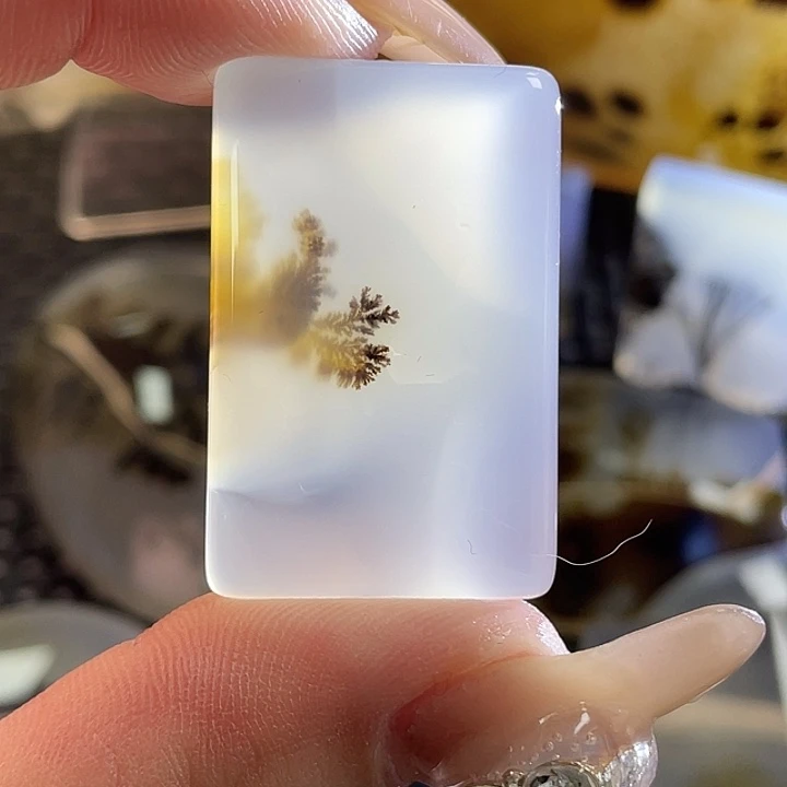 小***子玛瑙/玉髓未镶嵌颈饰