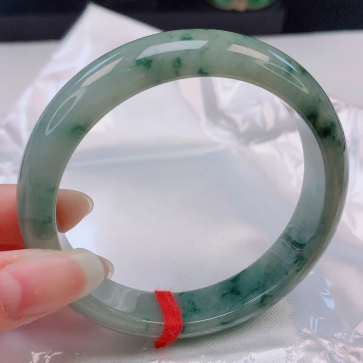 未镶嵌手镯翡翠56圈