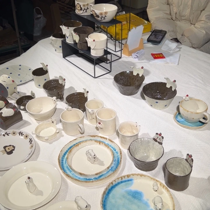 88。          陶瓷