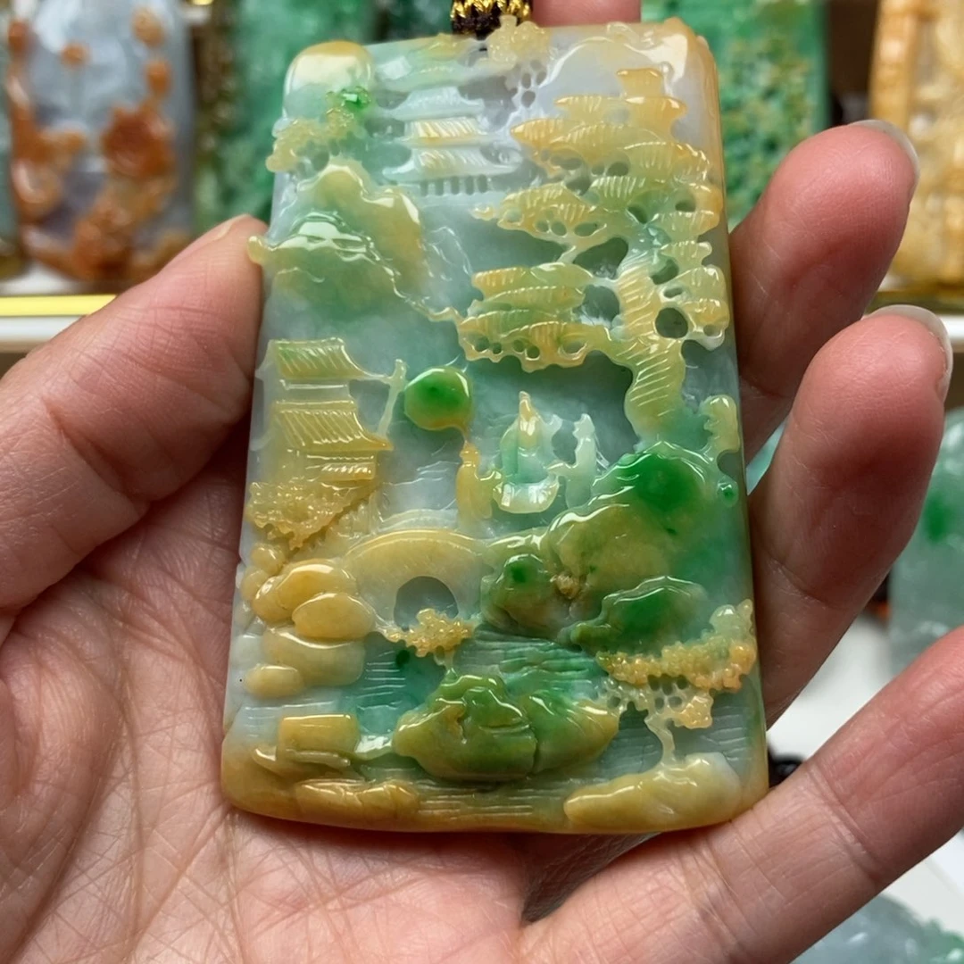 翡翠颈饰未镶嵌行**下吊坠