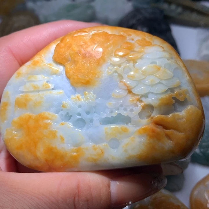 翡翠未镶嵌颈饰保真天然A货翡翠