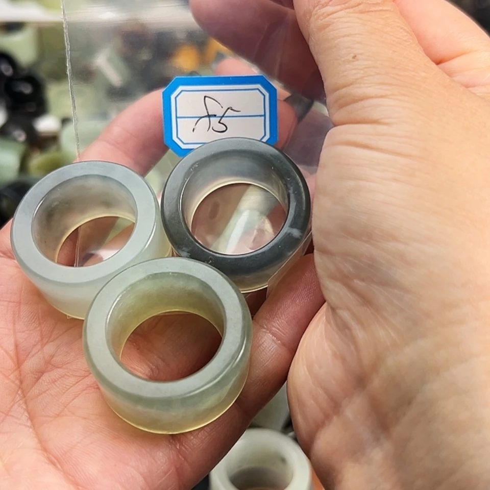 【闪购商品】蛇纹石玉未镶嵌戒指实**神