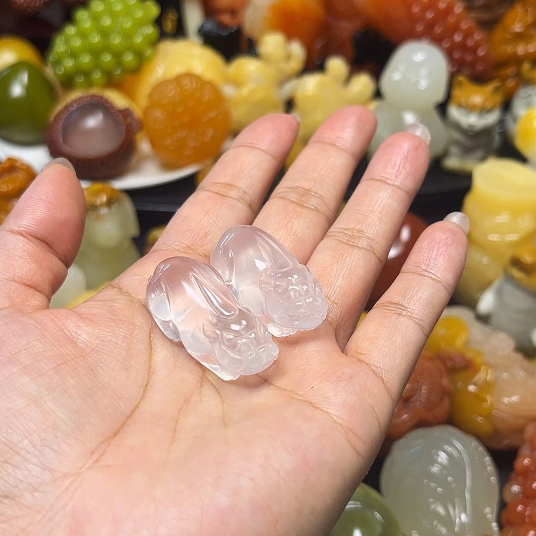 石材j****a新疆五彩石貔貅