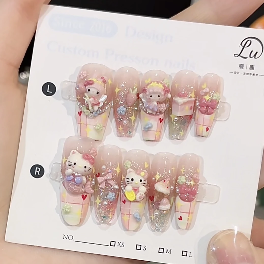 【KITTY派对】鹿鹿家-纯手工穿戴甲手作立体Kitty蛋糕蝴蝶X