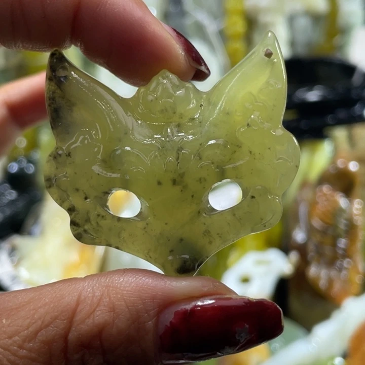 岫玉未镶嵌吊坠吊坠