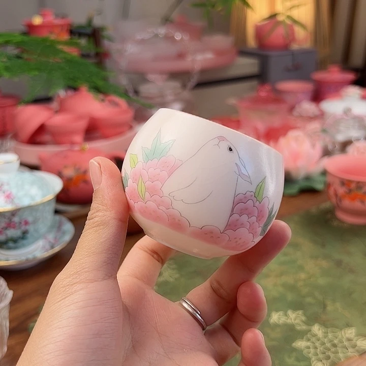 杯精美茶杯仅剩一件