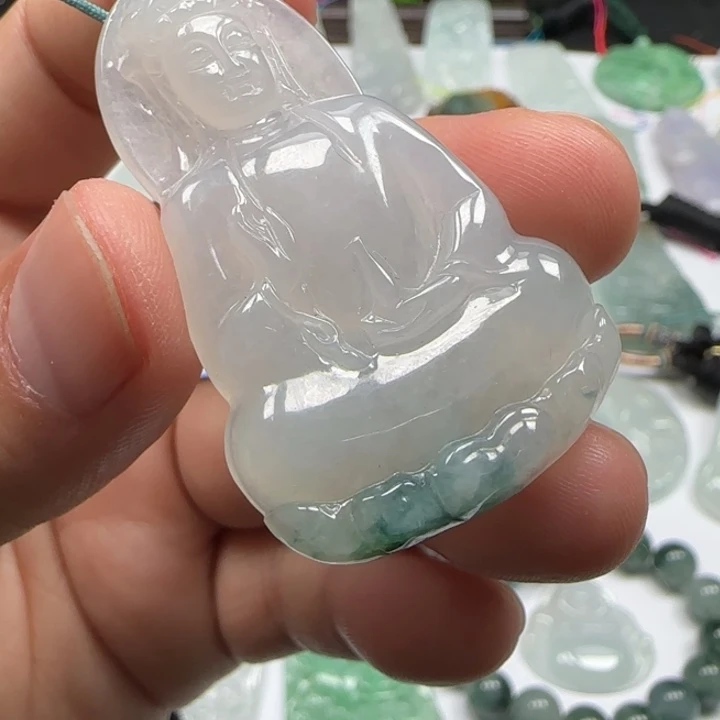 颈饰未镶嵌翡翠素衣