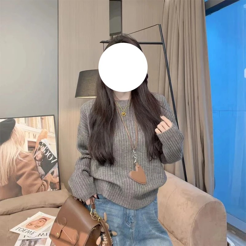 大码女装高级感圆领长袖针织衫2025秋冬季胖MM设计感显瘦内搭毛衣