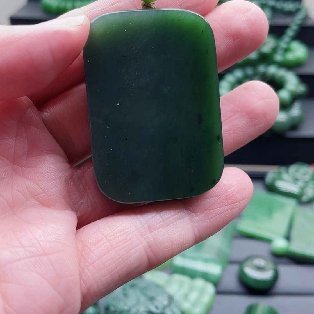 和田玉（碧玉）未镶嵌颈饰