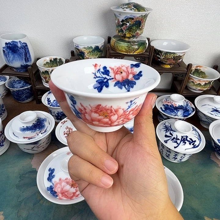 忠意堂釉下彩红牡丹
