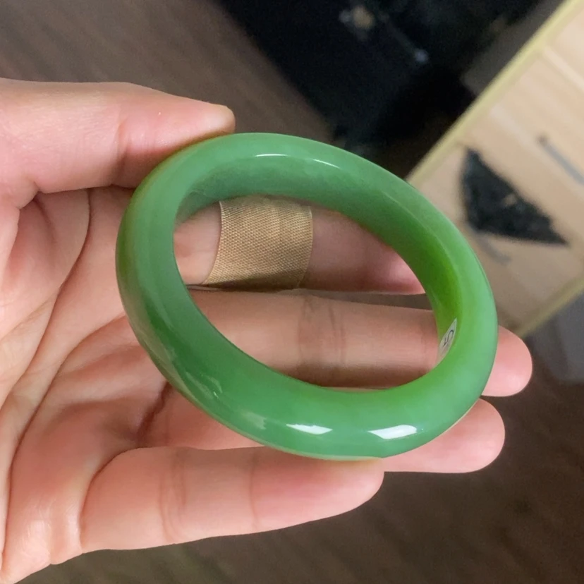 【闪购商品】未镶嵌手镯和田玉（碧玉）