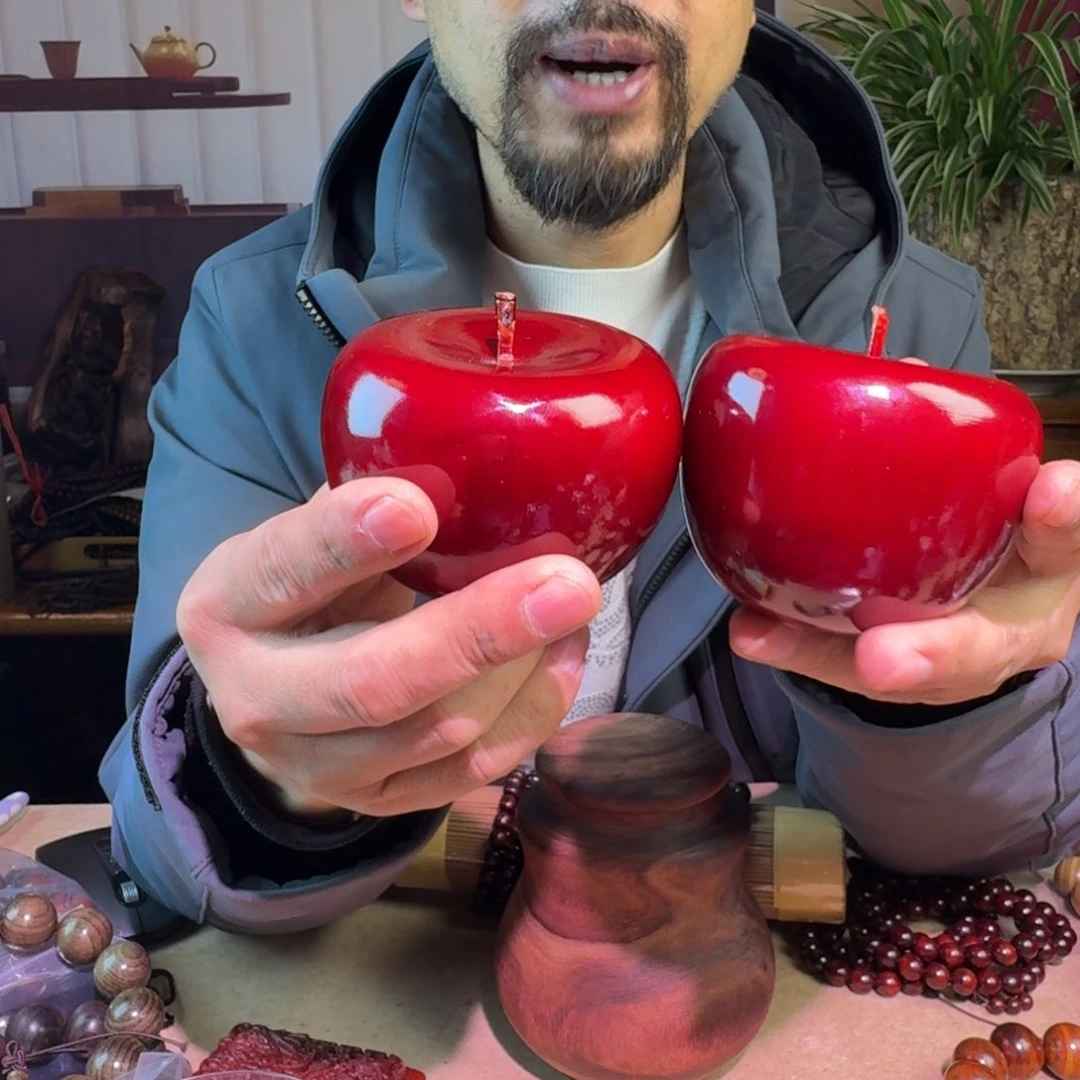 稳定木两个苹果摆件