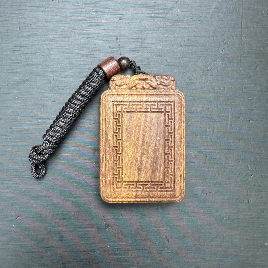 486开师兄木质手把件