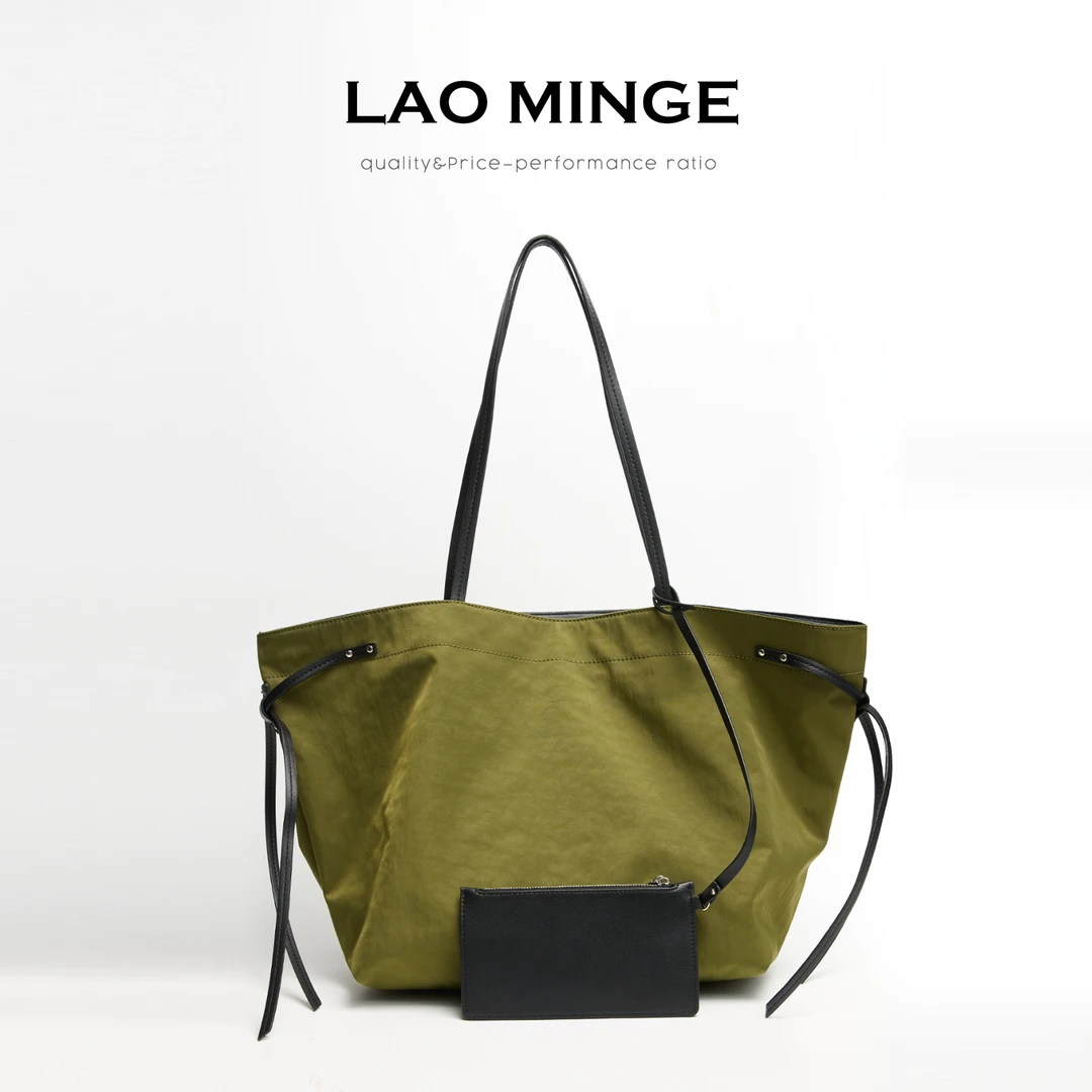 老敏哥 大容量休闲进口防水布包包女士通勤百搭单肩托特包W772