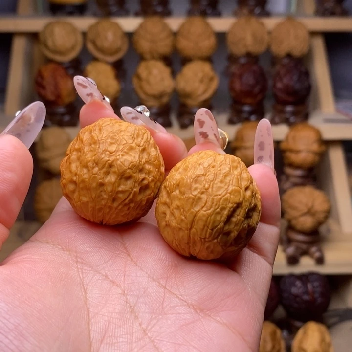 文玩核桃吊坠35蛇皮球Y01