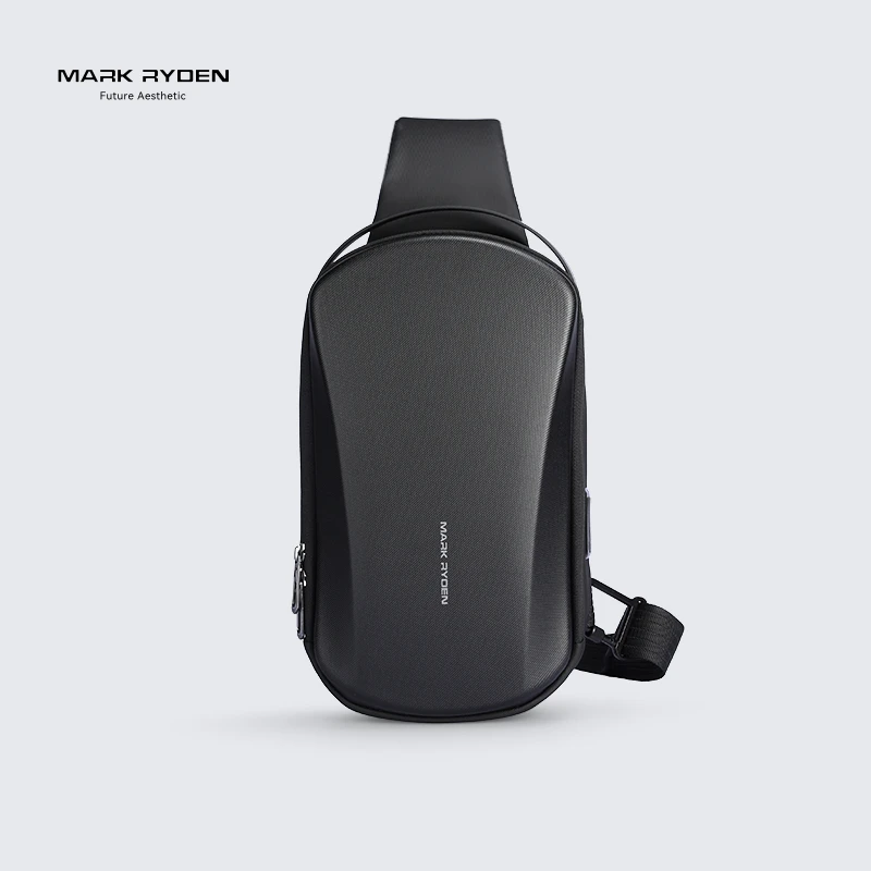 男斜挎包硬壳户外便携轻便机能风腰包多功能胸包外置USB时尚包包